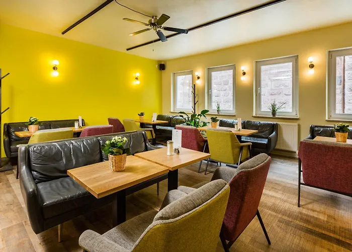 Five Reasons Hostel & Hotel